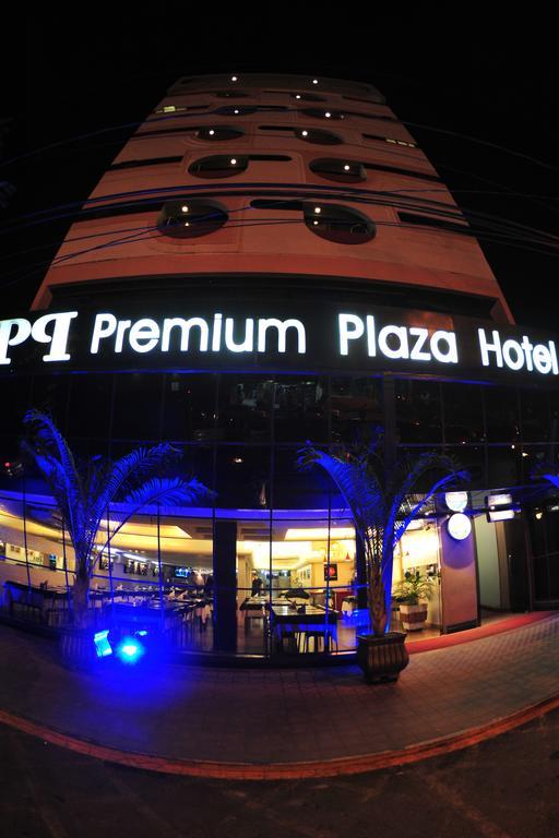Hotel Premium Plaza Muriae Bagian luar foto