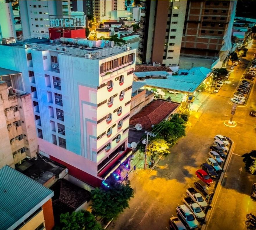 Hotel Premium Plaza Muriae Bagian luar foto
